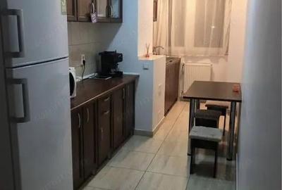 Ofer spre inchiriere o camera in zona badea cartan - 1