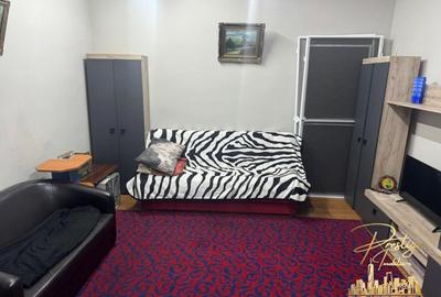 Garsoniera la curte comuna in zona Centrala-Oradea - 2