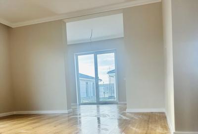 Casă cu 4 camere în Central