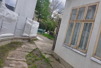 Casă cu 3 camere în Central - 8