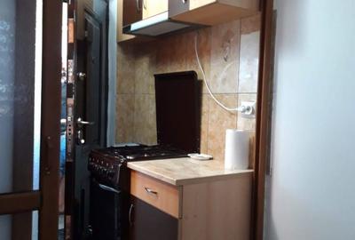 Garsonieră decomandată în Exterior Vest - 3