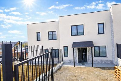 Casă cu 4 camere cu Teren 200 Mp în Săldăbagiu de Munte - 10