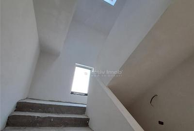 Casa individuala - 450 mp teren - 250 mp utili - Moara - 13