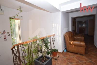 Casa stil arhitectural  deosebit, strada Paltinis, deschidere dubla - 16