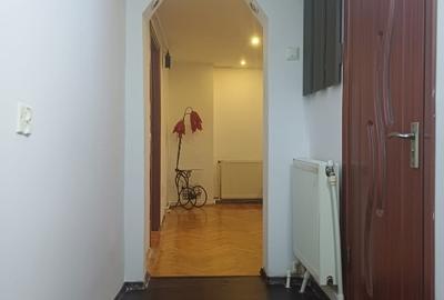 Apartament cu 3 camere semidecomandat în 1 Mai - 4