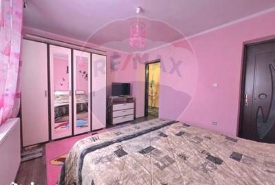 Casă cu 4 camere cu Teren 1440 Mp în Central - 7