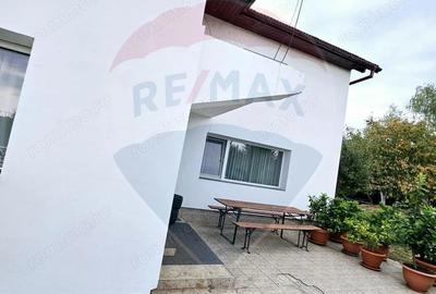 Casă cu 5 camere cu Teren 3072 Mp în Cicârlău - 1