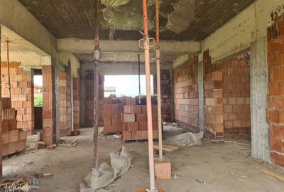 Casă cu 4 camere cu Teren 750 Mp în Roșu - 10