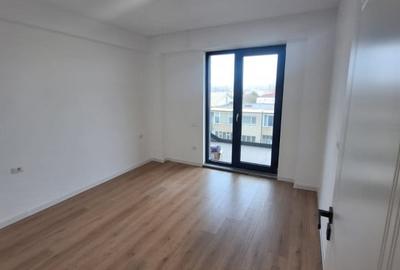 Birou, de 68 mp, în Tomis III - 7