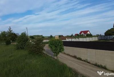 Teren de 1100 mp, în Siret - 9