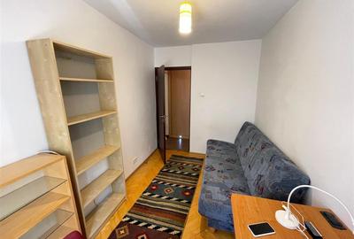 Apartament cu 3 camere decomandat în Păcurari - 4