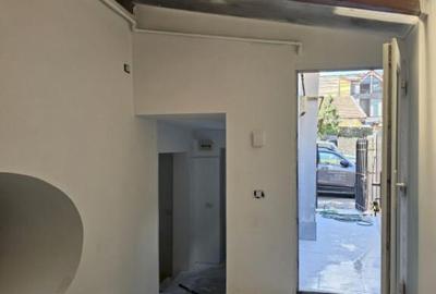 Casă cu 5 camere cu Canalizare în Tomis I - 9