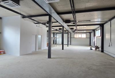 Spațiu industrial, în Periferie - 1