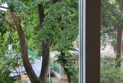 Apartament cu 3 camere decomandat în Drumul Taberei - 2