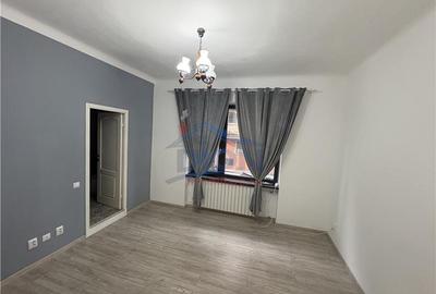 Apartament cu 3 camere semidecomandat în Universitate - 19