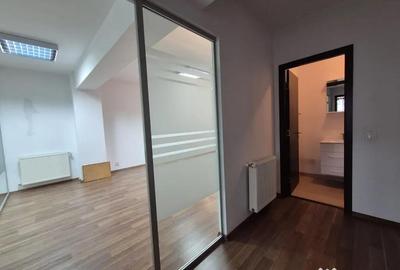 Apartament cu 5 camere decomandat în 1 Mai - 10