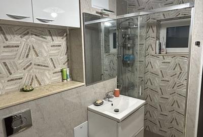 Apartament cu 2 camere decomandat în 1 Mai - 3