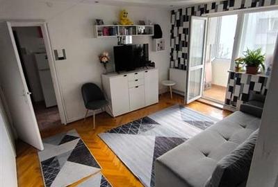 Apartament cu 2 camere in zona Vlahuta, Scriitorilor, Brasov Apartament cu 2 camere in zona Vlahuta, Scriitorilor, Brasov - 1