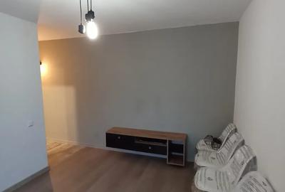 Apartament cu 3 camere semidecomandat în Central - 5