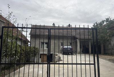 Casa de vanzare in Sighi?oara, str. La Leu - 268 m' utili, teren 352 m?, construc?ie 2008 - 2