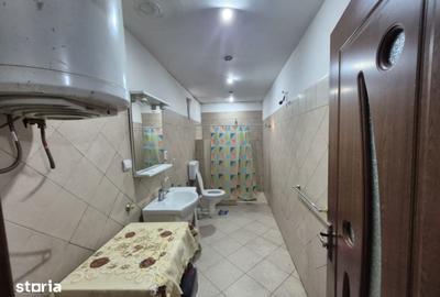 Casă cu 4 camere cu Teren 1933 Mp în Central - 10