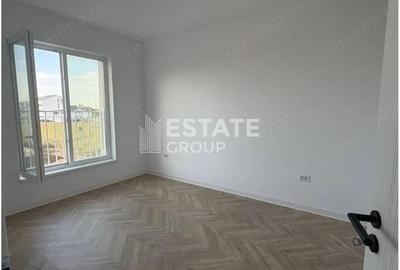 Casă cu 5 camere cu Teren 300 Mp în Moșnița Nouă