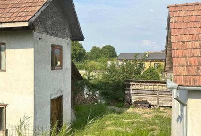 Casă cu 2 camere cu Teren 500 Mp în Central - 2