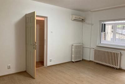 Inchiriere 2 camere Mihai Bravu-Iancului-Avrig,parter/10,AC,semimobilat,2000LEI - 10