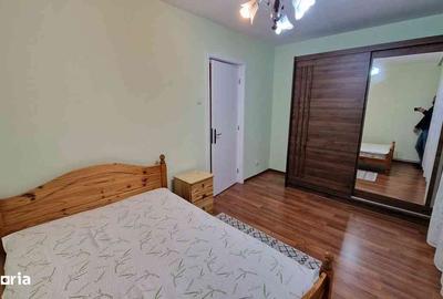 Apartament cu 3 camere semidecomandat în Astra