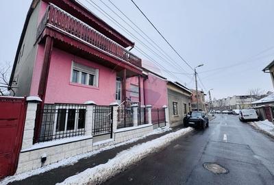 Casă / Vilă de vânzare  în zona Garii / Str. Depoului - 25