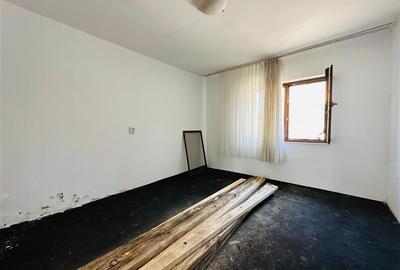 CASA PLAN PARTER, ZONA CALEA CLUJULUI, STRADA SANKT-PETERSBURG - 6