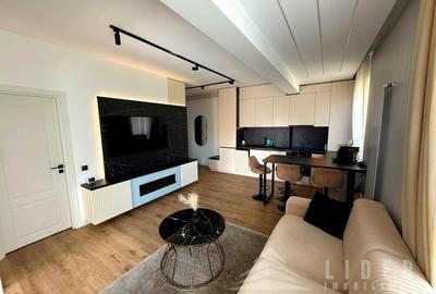 Apartament cu 2 camere semidecomandat, mobilat în Central