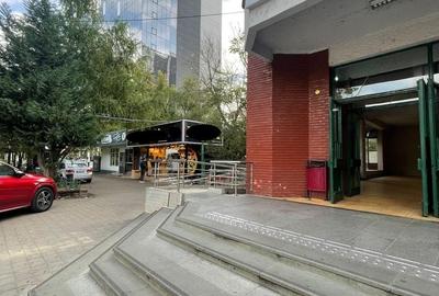 Spațiu comercial, de 73.940002441406 mp, în Pipera - 7