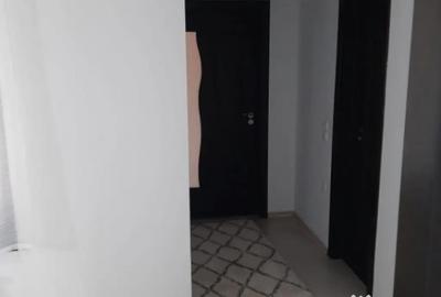 Apartament cu 3 camere semidecomandat în Gării - 1