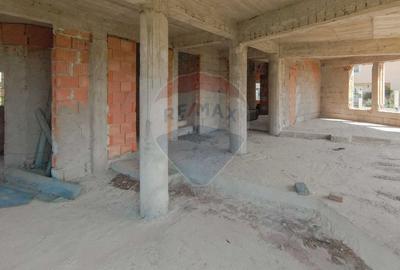 Casă cu 5 camere cu Teren 726 Mp în Sânmartin - 17