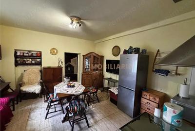 Casă cu Teren 275 Mp în Central - 1