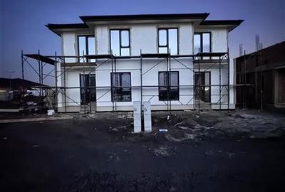 Casă cu 5 camere cu Canalizare în Aeroport - 5