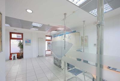 De inchiriat Ultracentral - Spa?iu comercial 128 mpu. - 4