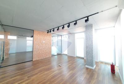 Birou, de 151 mp, în Ultracentral - 8