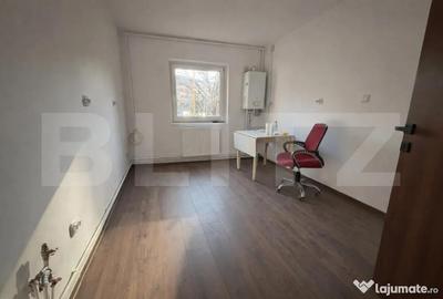 Apartament cu 2 camere decomandat în Scriitorilor