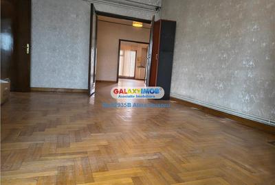 Apartament cu 4 camere semidecomandat în Cișmigiu - 1