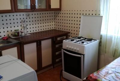 Inchiriez apartament doua camere mobilat - 4