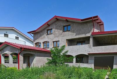 Casă cu 5 camere cu Teren 500 Mp în Central - 12