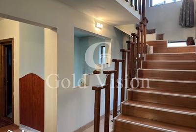 Casă cu 5 camere cu Teren 600 Mp în Central - 6