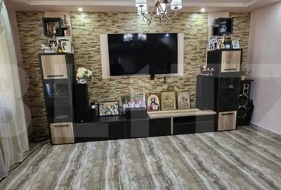 Casă cu 5 camere cu Teren 1300 Mp în Valea