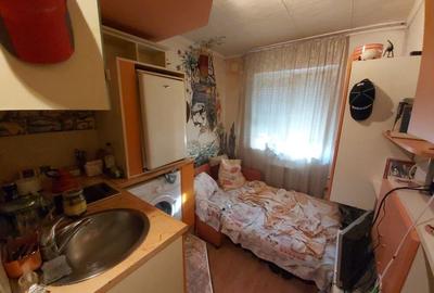 Garsoniera et 4 din uscatorie 14mp cartierul Nufarul linga ?coala Ghibu - 4