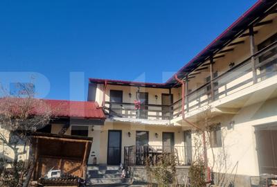 Proprietate deosebita cu teren generos, livada pe rod ?i - 3