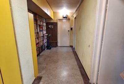 3 camere, str Domnească - 5