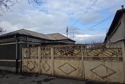 Casă cu 4 camere în Central - 2