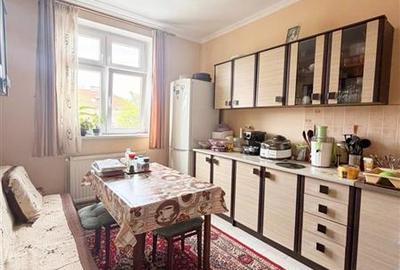 Apartament cu 2 camere decomandat, mobilat în Carierei - 4